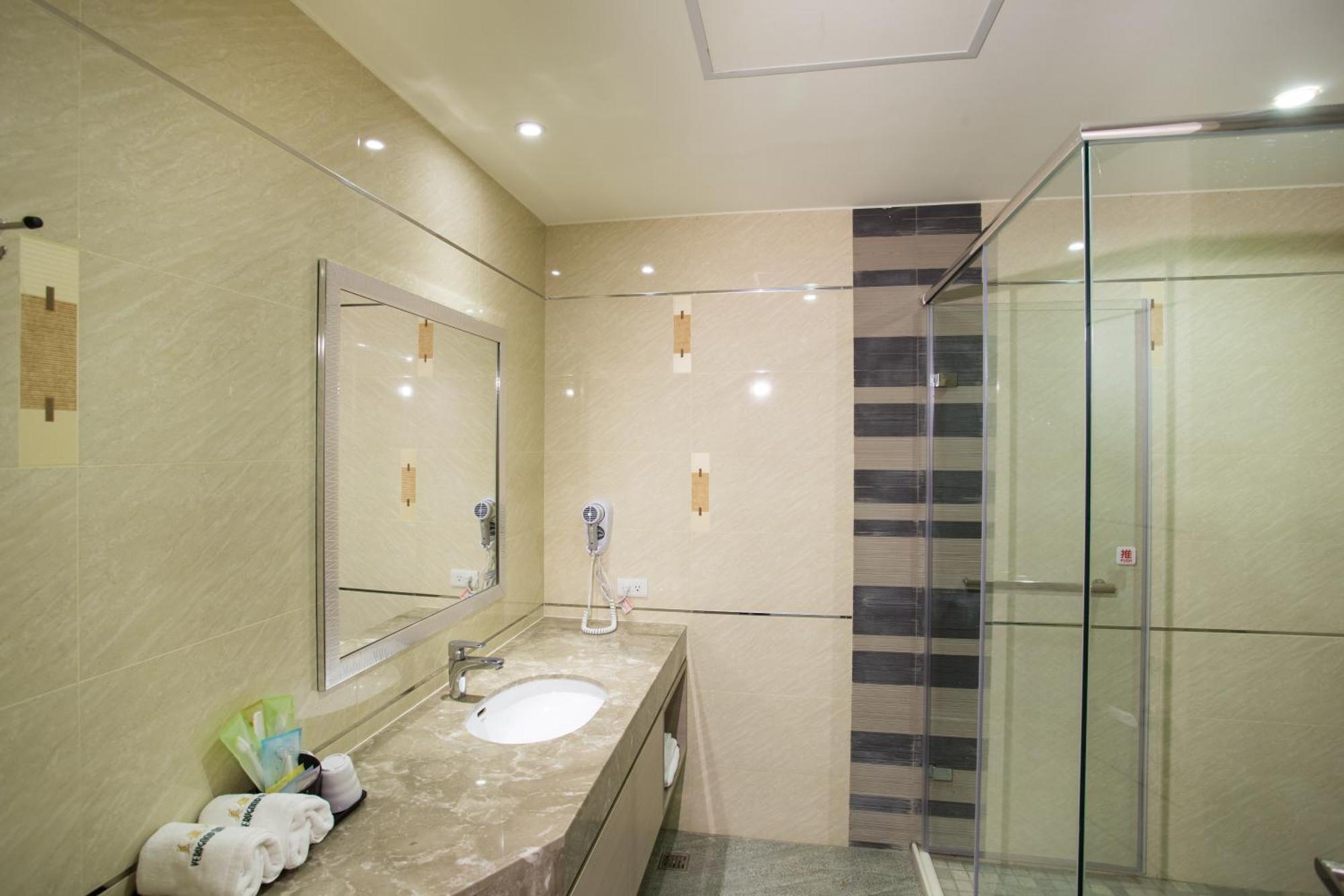 Verygood Business Hotel Huatan Стая снимка