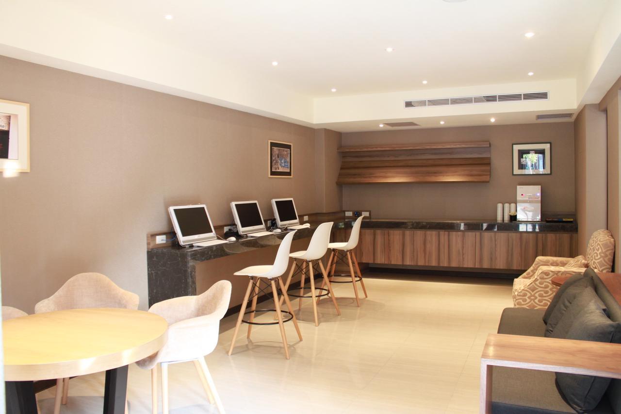 Verygood Business Hotel Huatan Екстериор снимка