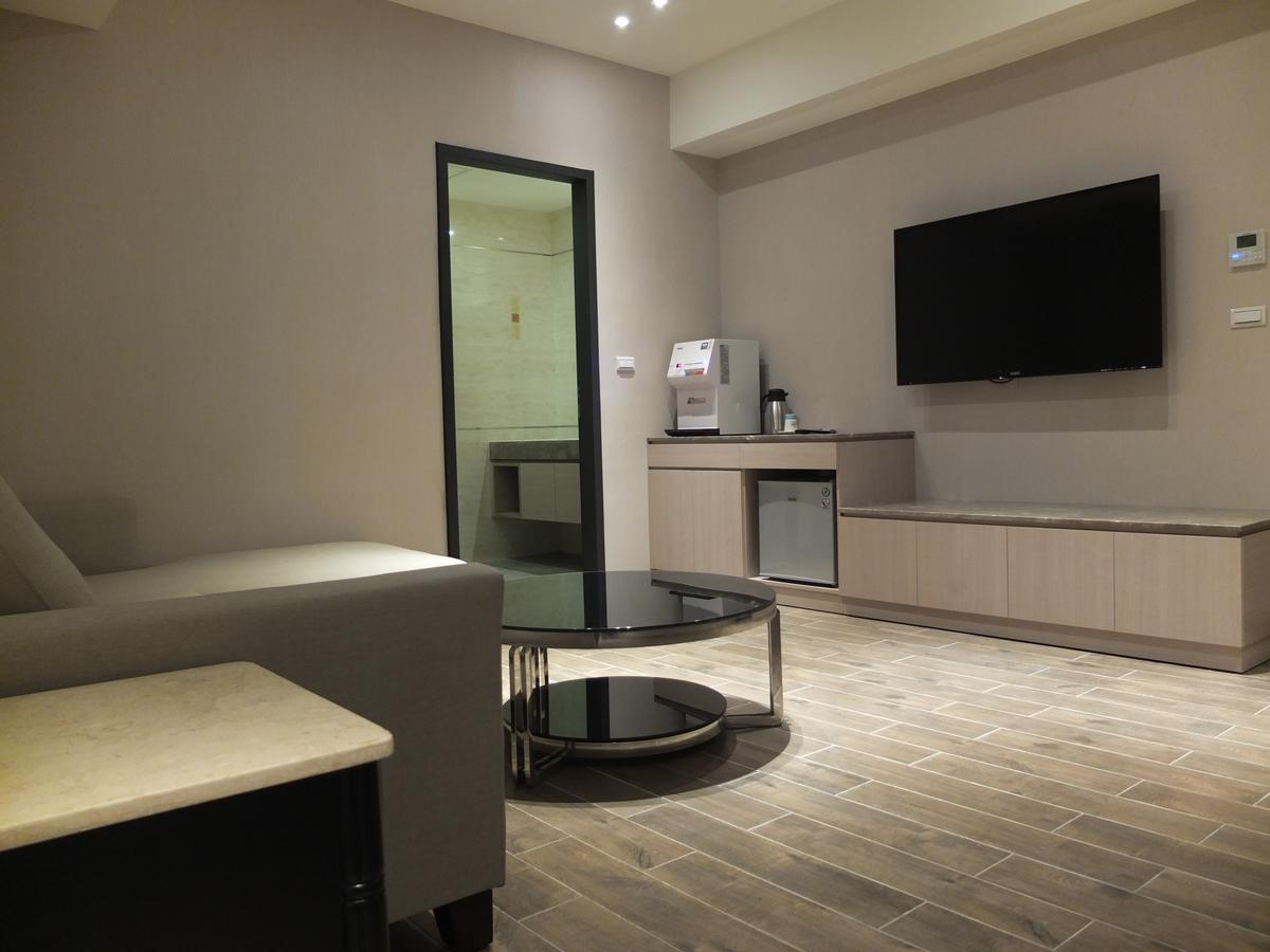 Verygood Business Hotel Huatan Екстериор снимка