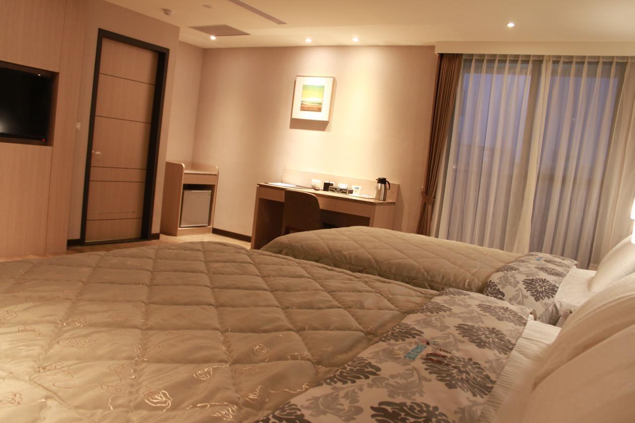 Verygood Business Hotel Huatan Екстериор снимка