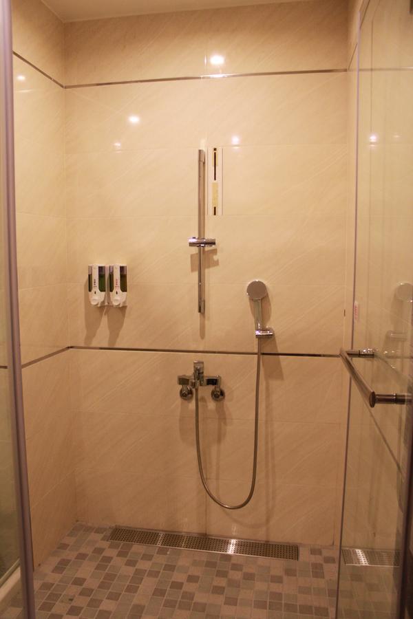 Verygood Business Hotel Huatan Екстериор снимка